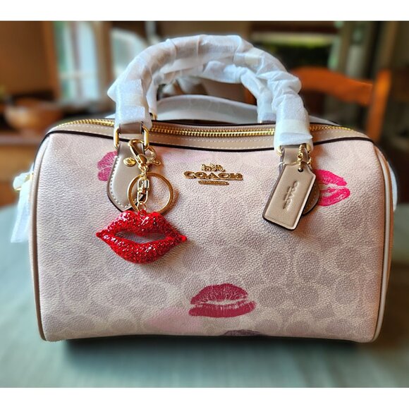 NWT Coach Rowan Satchel Bag In Signature Canvas With Lips Print CZ934 - Picture 1 of 15